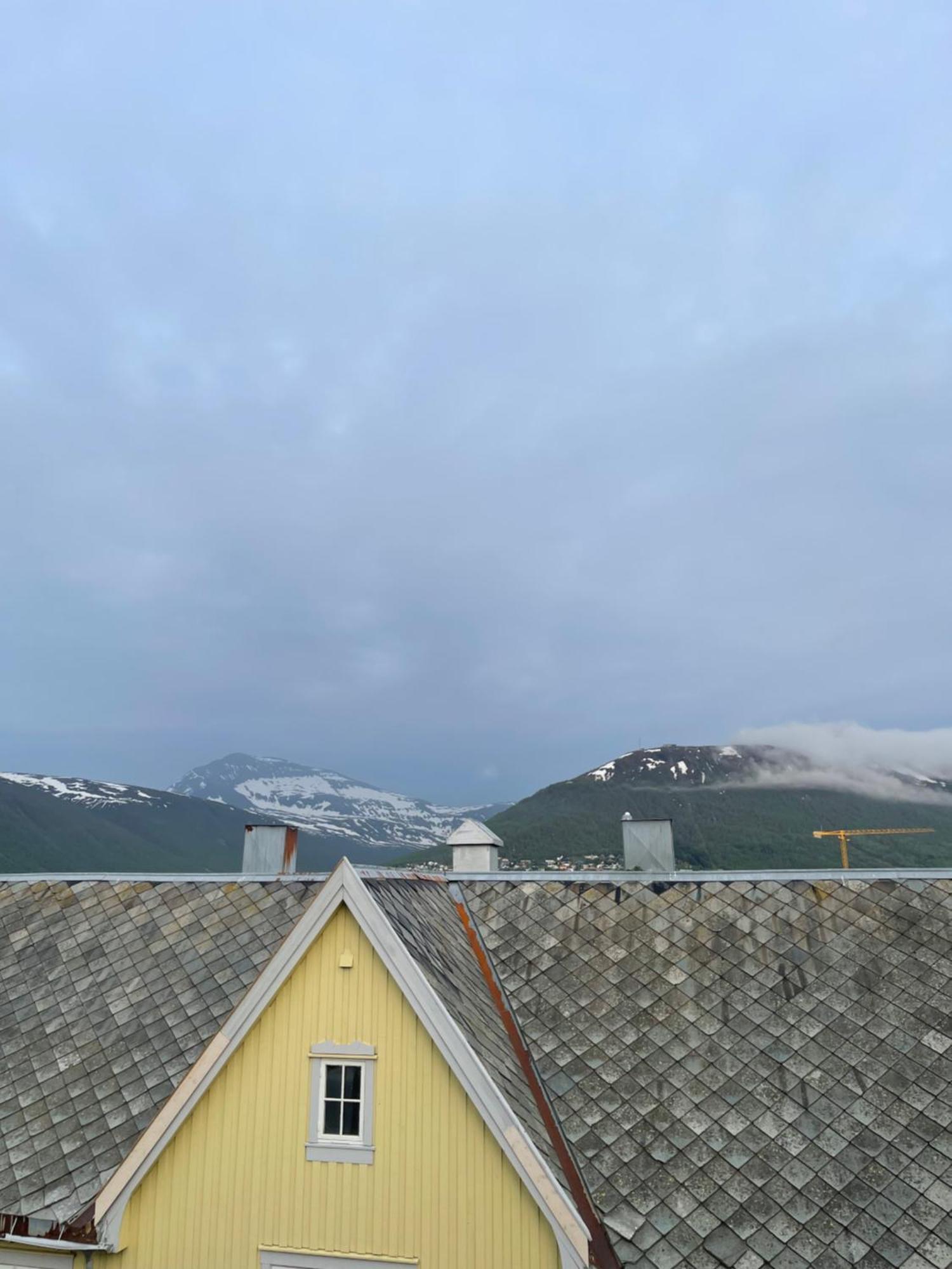 Aurora Tromso Apartment Bagian luar foto